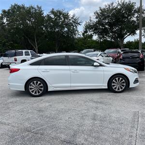 2016 Hyundai SONATA Sport   - Photo 6 - Apopka, FL 32703