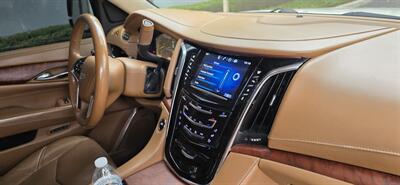 2015 Cadillac Escalade Platinum   - Photo 13 - Apopka, FL 32703