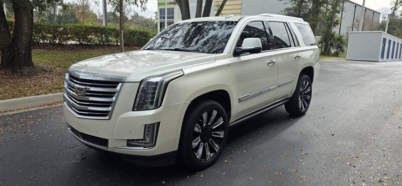 2015 Cadillac Escalade Platinum   - Photo 1 - Apopka, FL 32703