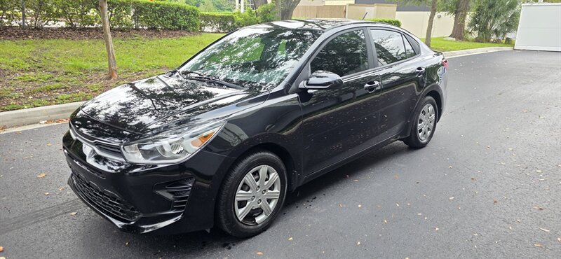 2023 Kia Rio LX   - Photo 1 - Apopka, FL 32703
