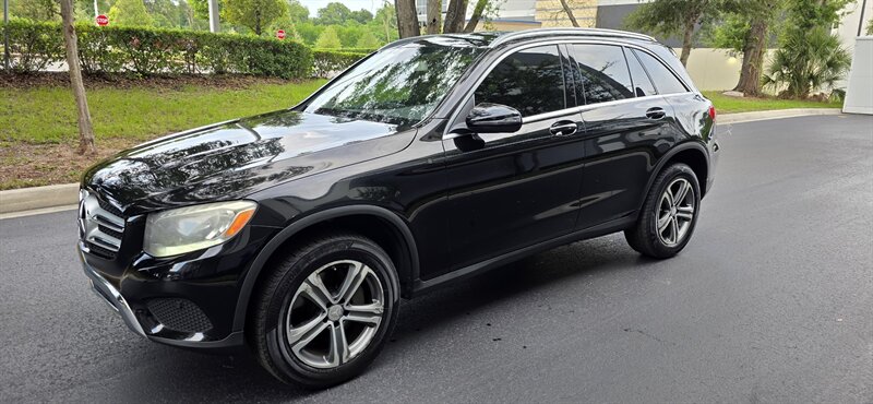2017 Mercedes-Benz GLC GLC 300  