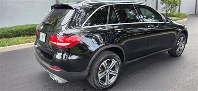 2017 Mercedes-Benz GLC GLC 300 - Photo 6 - Apopka, FL 32703