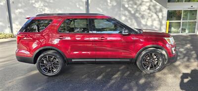 2017 Ford Explorer XLT - Photo 4 - Apopka, FL 32703