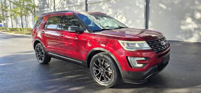 2017 Ford Explorer XLT - Photo 2 - Apopka, FL 32703