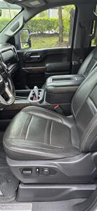 2020 GMC Sierra 2500 Denali   - Photo 7 - Apopka, FL 32703