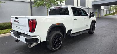 2020 GMC Sierra 2500 Denali   - Photo 2 - Apopka, FL 32703