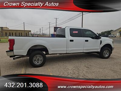 2019 Ford F-250 Super Duty XL   - Photo 4 - Midland, TX 79701
