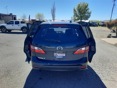 2015 Mazda 5 Sport   - Photo 10 - Medford, OR 97504