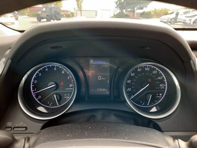 2020 Toyota Camry LE   - Photo 11 - Roseburg, OR 97470