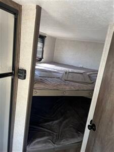2025 Forest River Evo T2260BH   - Photo 2 - Roseburg, OR 97470