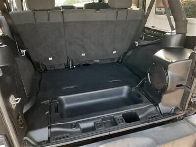 2012 Jeep Wrangler Unlimited Sahara - Photo 10 - Medford, OR 97504