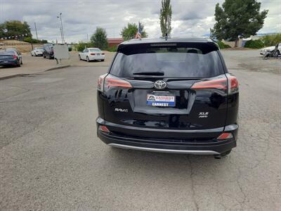 2018 Toyota RAV4 XLE - Photo 4 - Roseburg, OR 97470