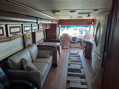 2015 Forest River Georgetown Presidential 335 DS - Photo 6 - Medford, OR 97504