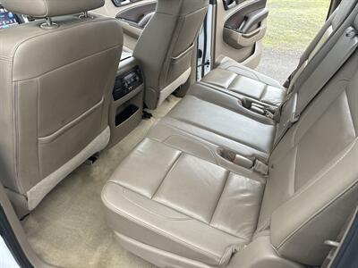 2016 Chevrolet Suburban LT   - Photo 8 - Roseburg, OR 97470