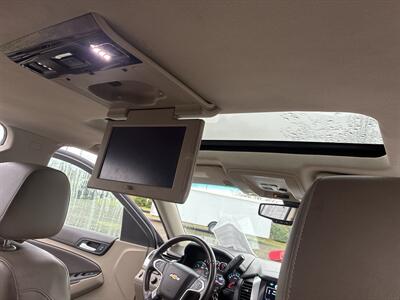 2016 Chevrolet Suburban LT   - Photo 11 - Roseburg, OR 97470