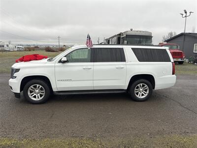 2016 Chevrolet Suburban LT   - Photo 4 - Roseburg, OR 97470