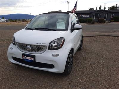 2017 Smart fortwo electric drive pure 2dr Hatchback   - Photo 2 - Roseburg, OR 97470