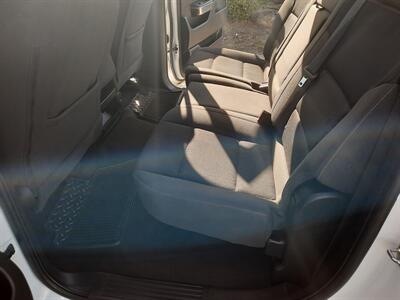 2018 Chevrolet Silverado 1500 LT   - Photo 8 - Medford, OR 97504