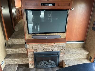 2014 Forest River Vengeance - Photo 16 - Medford, OR 97504