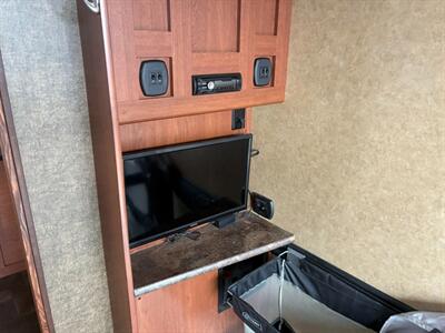 2014 Forest River Vengeance - Photo 17 - Medford, OR 97504