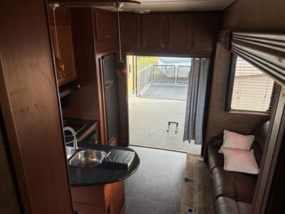 2014 Forest River Vengeance - Photo 15 - Medford, OR 97504