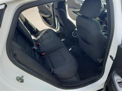 2016 Chevrolet Malibu LT - Photo 8 - Medford, OR 97504