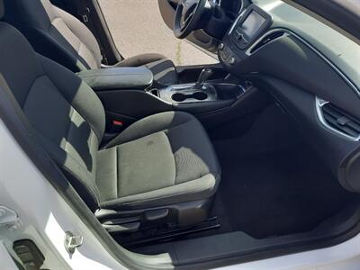 2016 Chevrolet Malibu LT - Photo 6 - Medford, OR 97504