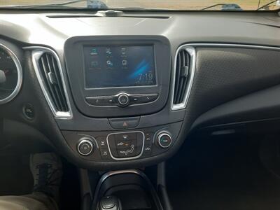 2016 Chevrolet Malibu LT - Photo 10 - Medford, OR 97504