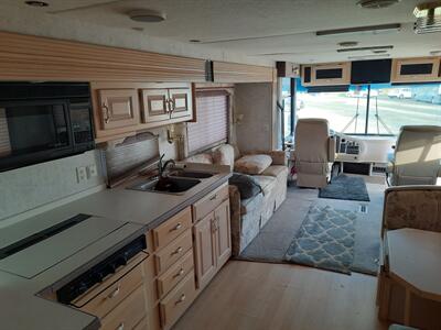 1998 Spartan Highlander   - Photo 10 - Medford, OR 97504