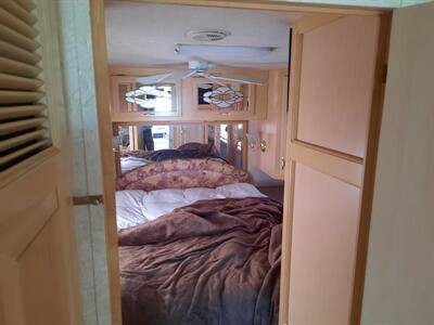 1998 Spartan Highlander   - Photo 5 - Medford, OR 97504