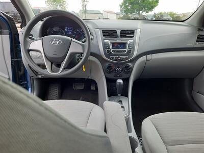 2017 Hyundai ACCENT SE   - Photo 10 - Medford, OR 97504