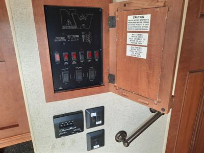 2016 Northwood Mfg. Silver Fox Edition  Series M-32-5M - Photo 15 - Roseburg, OR 97470