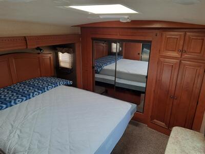 2016 Northwood Mfg. Silver Fox Edition  Series M-32-5M - Photo 12 - Roseburg, OR 97470