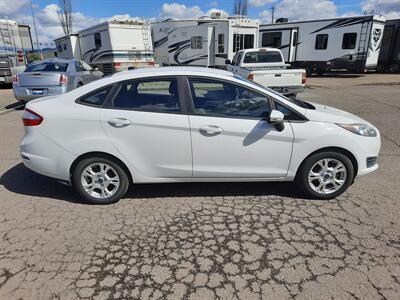 2016 Ford Fiesta SE - Photo 5 - Medford, OR 97504