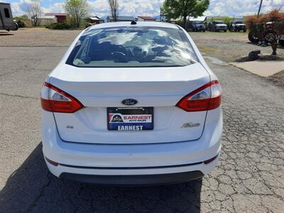 2016 Ford Fiesta SE - Photo 4 - Medford, OR 97504