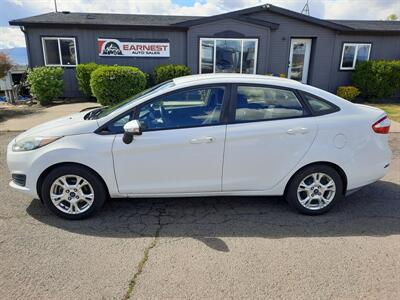 2016 Ford Fiesta SE - Photo 2 - Medford, OR 97504