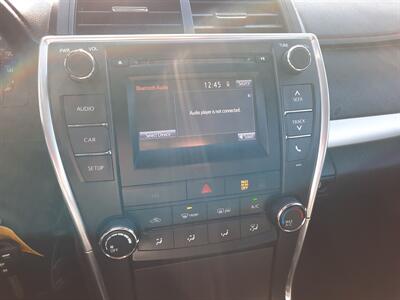 2017 Toyota Camry LE   - Photo 11 - Roseburg, OR 97470