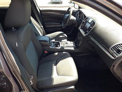 2018 Chrysler 300 Series Touring 4dr Sedan   - Photo 7 - Roseburg, OR 97470