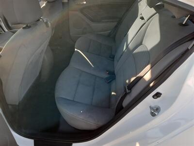 2016 Kia Forte LX   - Photo 9 - Roseburg, OR 97470