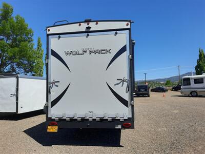 2020 Forest River Cherokee Wolf Pack 335PACK13 Platinum   - Photo 5 - Medford, OR 97504
