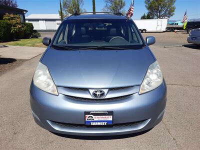 2008 Toyota Sienna XLE - Photo 2 - Medford, OR 97504