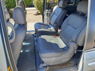 2008 Toyota Sienna XLE - Photo 9 - Medford, OR 97504