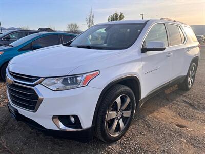 2019 Chevrolet Traverse LT Leather 4x4 4dr SUV   - Photo 2 - Roseburg, OR 97470