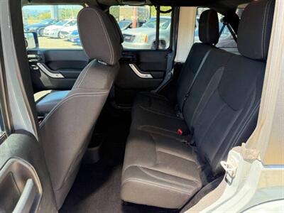 2014 Jeep Wrangler Unlimited Sahara - Photo 5 - Medford, OR 97504