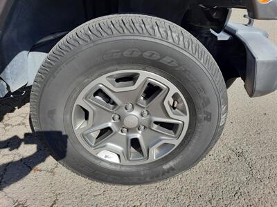 2017 Jeep Wrangler Rubicon   - Photo 11 - Medford, OR 97504