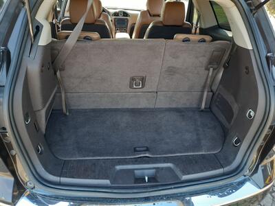 2013 Buick Enclave Leather   - Photo 12 - Roseburg, OR 97470