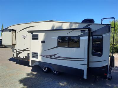 2017 Forest River Sabre M-28RL Lite - Photo 5 - Medford, OR 97504