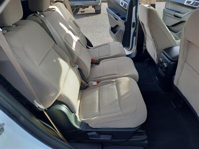 2021 Ford Explorer   - Photo 9 - Roseburg, OR 97470