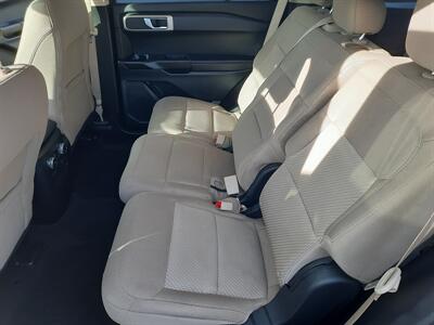 2021 Ford Explorer   - Photo 8 - Roseburg, OR 97470