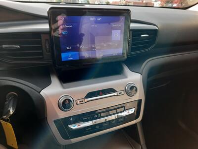 2021 Ford Explorer   - Photo 12 - Roseburg, OR 97470
